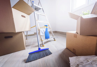 Moving In or Out House Cleaning Incl. Living, Bedroom, Bathroom & Kitchen - Options for One to Four Bedroom Houses