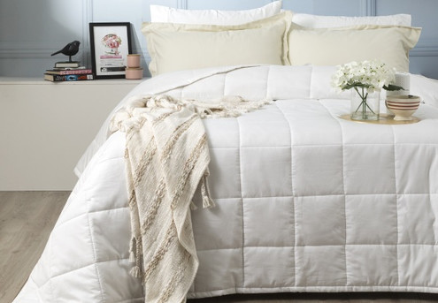 Checks 500TC Cotton Jacquard Comforter - Three Sizes Available