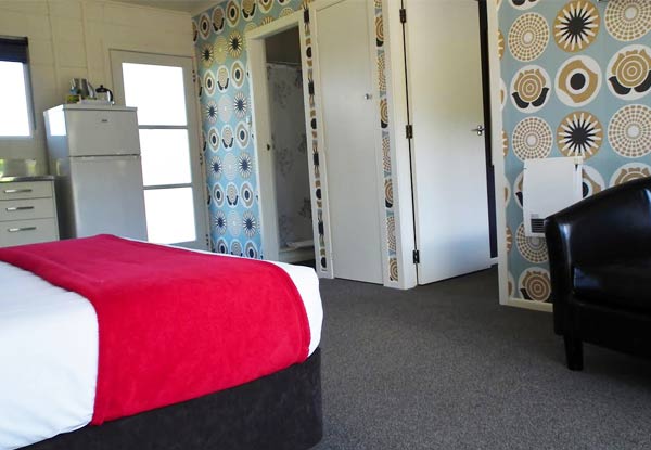 $199 for a Two-Night Stay for Two People in a Deluxe Motel Room incl. Internet & Late Checkout