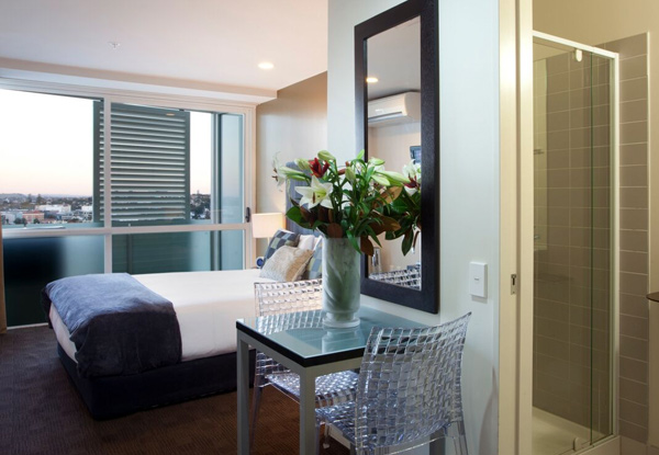 From $165 for a One-Night Auckland Hotel Stay for Two People Incl. a 25% off Restaurant Voucher – Options for One-Bedroom Apartment & for Four Guests Available