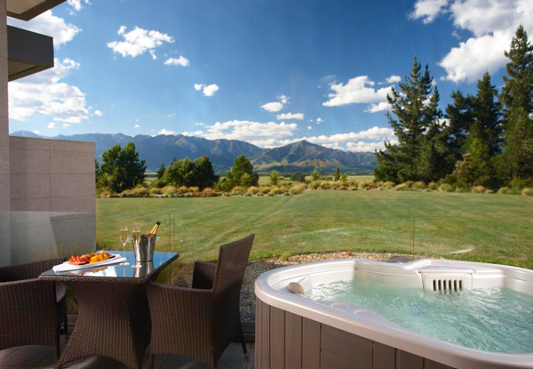 $365 for One Night for Two People in the 80m² Braemar Suite with Private Hot Tub on the Balcony, incl. Breakfast & an In-Suite Aroma Bath (value up to $730)