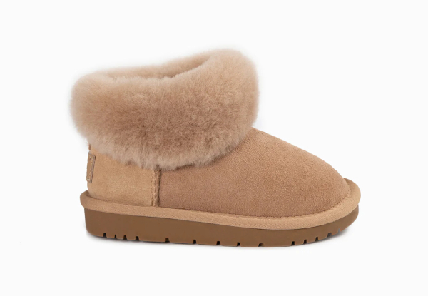 Ugg Kids Classic Fluff Mini Boots - Available in Three Colours & Five Sizes