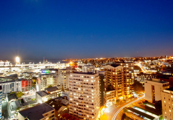 From $165 for a One-Night Auckland Hotel Stay for Two People Incl. a 25% off Restaurant Voucher – Options for One-Bedroom Apartment & for Four Guests Available