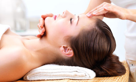 $49 for a 60-Minute Deluxe Manuka Honey Facial incl. Brow Shape, Brow Tint, Eyelash Tint & Neck Massage (value up to $95)