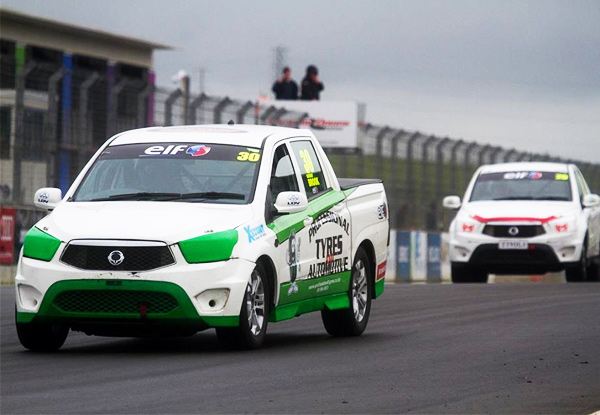 $220 for a Hampton Downs Race Day Experience incl. Hot Laps & Driving – 31st August 2016 (value up to $339)