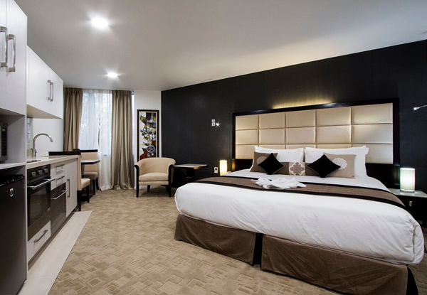 One-Night, 4 Star, City Centre Auckland Stay for Two People in a Deluxe King Room  incl. Buffet Breakfast, Parking & Late Checkout - Options for Two or Three Nights & Weekday or Weekend Stay - Valid from 31st March 2024