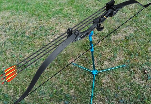 Recurve 20lbs Bow & Arrow Set - Two Colours Available