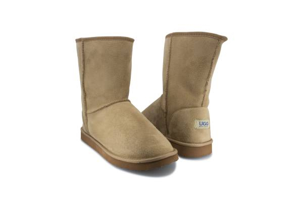 Ugg Classic Unisex Short Boots - Available in Three Colours & Five Sizes