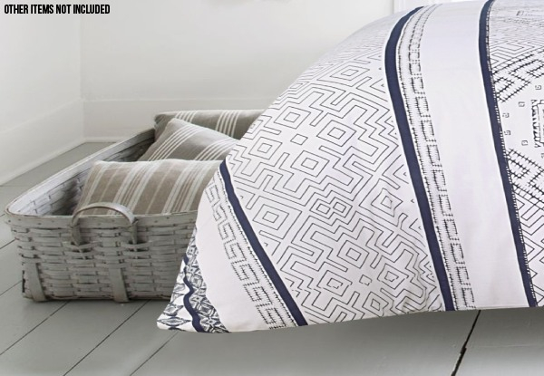 Hampton Duvet Cover Incl. Pillowcase - Six Sizes Available