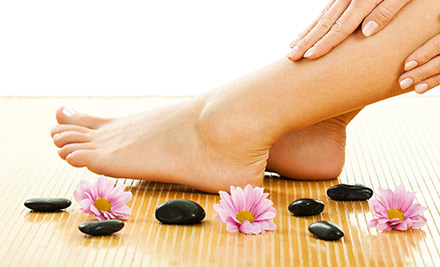 $35 for a Hot Stone or Deluxe Pedicure incl. Dead Skin Removal