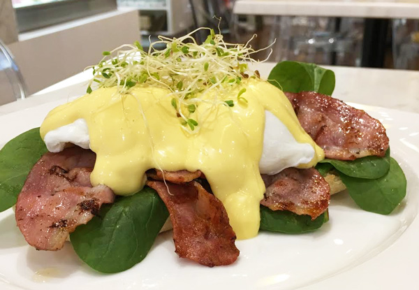 $12 for a Breakfast Main of Eggs Benedict with Bacon incl. Drink for One Person - Options for up to Six People