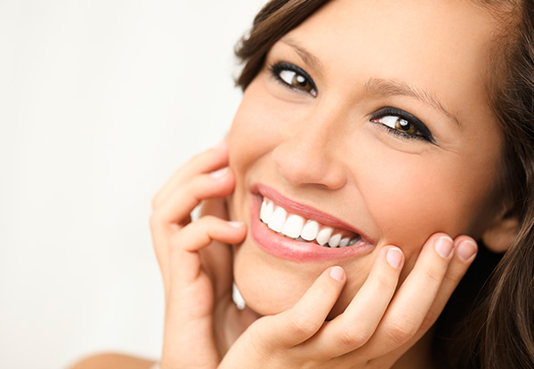 $139 for a Zoom! Laser Whitening Treatment for One Person or $270 for Two People (value up to $1,318)