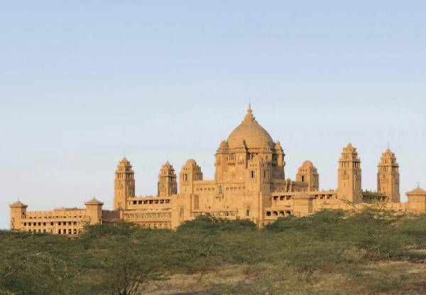 Per-Person, Twin-Share 14-Day Luxury Taj & Castles of India Tour incl. Breakfasts, Accommodation, Domestic Flights, Airport Transfer, Guided Tours & More