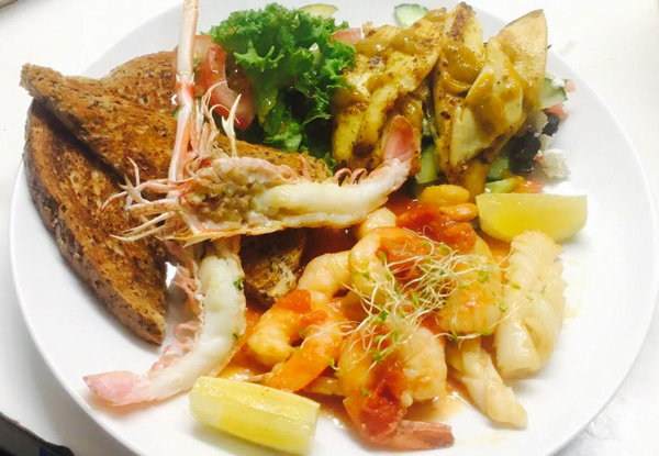 $35 for Two Main Meals for Two People or $45 for a Seafood Platter to Share Between Two