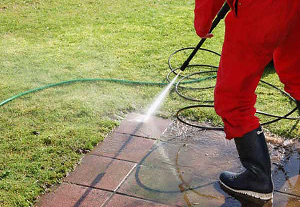 40% off a Full Exterior House Wash for a Three-Bedroom Single-Storey House