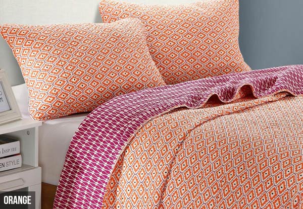 $79 for a Queen or $89 for King Quilt Set - Five Colours Available (value up to $199)