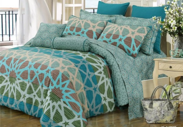 Oasis Quilt Cover Incl. Standard Pillowcases - Six Sizes Available