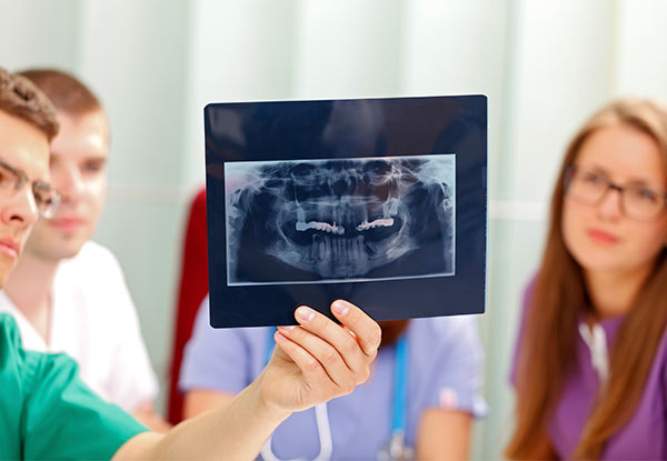 $39 for a Dental Exam + Two X-Rays, $125 incl 1 Filling, $225 incl 2 Fillings or $325 incl 3 Fillings (Value Up To $620)