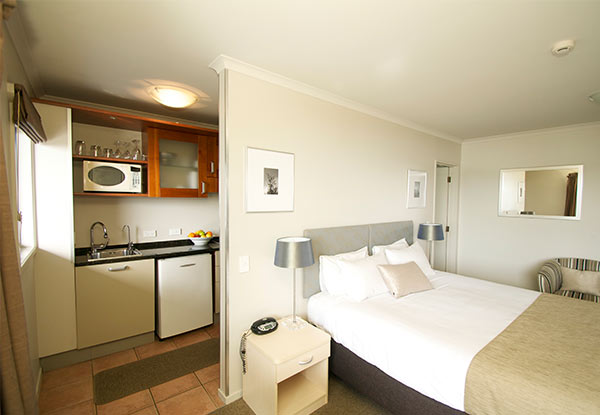 $189 for a Luxury Night in Paihia for Two People in a Seaview Studio Apartment with Private Spa Pool – Options for Two or Three Nights