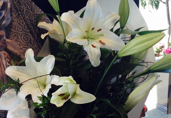 $39 for a Bouquet of White Oriental Lilies incl. Delivery