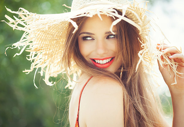 $195 for a Hygienist Clean, Scale & Polish, Custom Trays & Teeth Whitening Kit