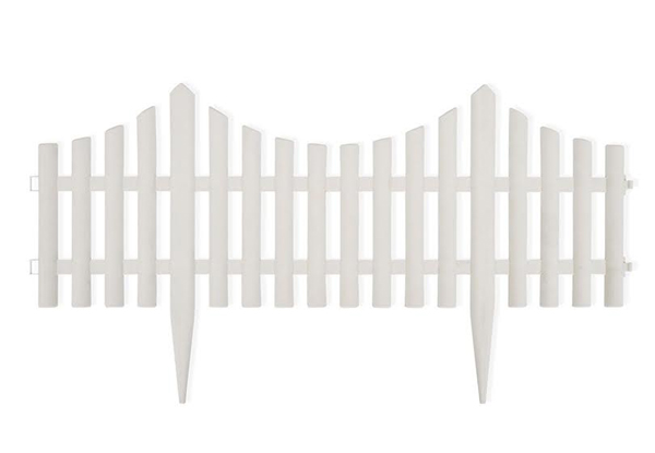 $25 for a 10-Pack of Picket Garden Fences