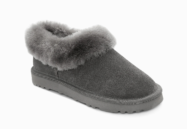 Ozwear Ugg Unisex Avery Sheepskin Suede Slippers - Three Colours & Ten Sizes Available