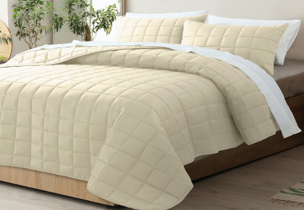 Royal Comfort Coverlet Set - Available in Two Colours & Two Sizes