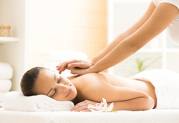 $45 for a 60-Minute Aloe Vera Skin Re-Hydration Massage, Relaxation Pamper Massage or Reiki De-Stress Wellness Treatment