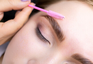 Advanced Eyebrow Lamination Package incl. Threading, Tinting & Optional Lash Lift