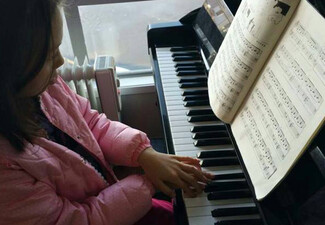 Ten Weekly Beginner Piano Group Lessons incl. Registration Fee - Mt Albert Location - Available for Different Age Groups - Valid from 13th July 2025