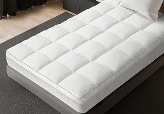 DreamZ Cloud Soft Pillowtop Mattress Protector - Five Sizes Available