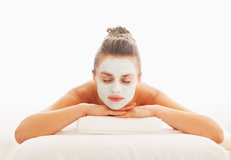 90-Minute Pamper Package incl. Massage, Facial & Foot Soak - Option for 120-Minute Pamper Package