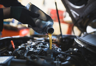 Standard Vehicle Service incl. Oil & Filter Change & 15-Point Check - Option for Premium Service with 30-Point Check