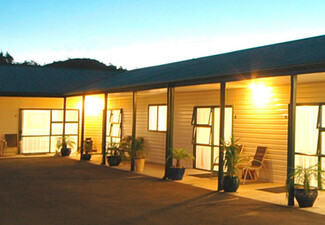 Peaceful Stay at Coromandel Court Motel incl. $50 Food & Beverage Voucher at The Pepper Tree Restaurant & Bar - Options for One or Two Night Studio Stays, & Family Suite Available