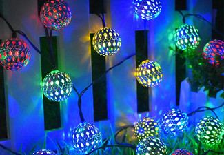 20-LED Moroccan Globe Ball Solar Fairy String Lights - Two Colours Available