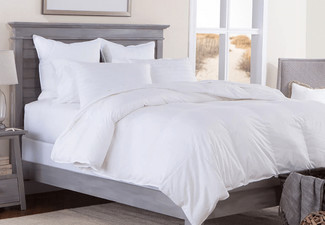 Bedding N Bath All-Season Superior Bamboo Blend Cloud Quilt - Six Sizes Available