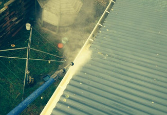 Gutter Flush Service incl. House Wash - Options for up to Four-Bedroom Homes up to 200m2