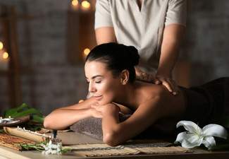60-Minute Full Body Aromatherapy Massage with Oil & Thai Herbal Balm - Option for Deep Tissue & Hot Stone Massage - Options for Couples and 90-Minute Massage, incl. Ginger-Honey Drink