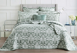 Tahlia Jacquard Coverlet Incl. Pillowcase - Available in Three Sizes & Option for Extra European Pillowcase