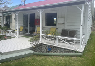 Whitianga Break for Two People Incl. Free Wi-Fi, Late Checkout & Use of Kayaks