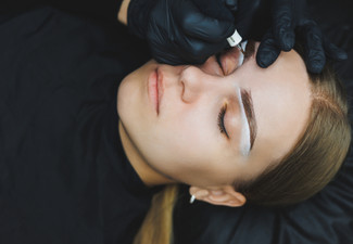 One Ombre Powder Eyebrow Cosmetic Tattoo Session