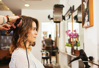 Style Cut Makeover Package incl. Style Cut, Shampo, Conditioning Treatment, Head Massage, Blow Dry or GHD Finish