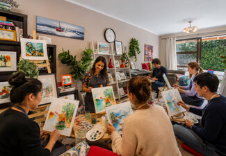 Full-Day Creative Art Experience incl. Tea, Coffee & Lunch at Drips & Flows - Options for Up to Eight People