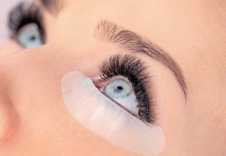 Full Set of Classic Eyelash Extensions - Option for Volume & 3D Hybrid Eyelash Extensions
