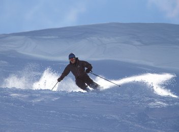 Lodge & Ski Pass at Mt Cheeseman