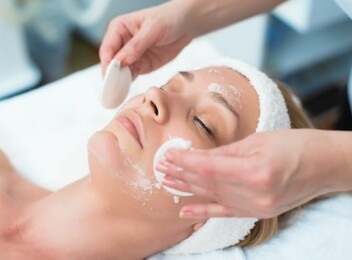 Deep Cleansing Facial Package