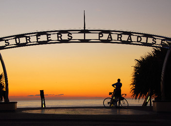 Five-Night Surfers Paradise Getaway