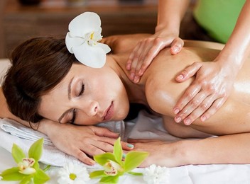 60-Minute Massage Treatment