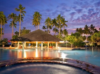Five-Night Fiji Escape